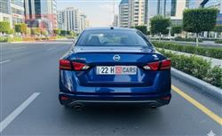 نيسان ألتيما